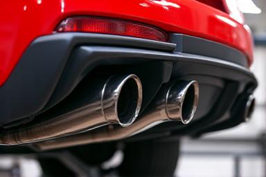 एग्जॉस्ट सिस्टम स्थापना